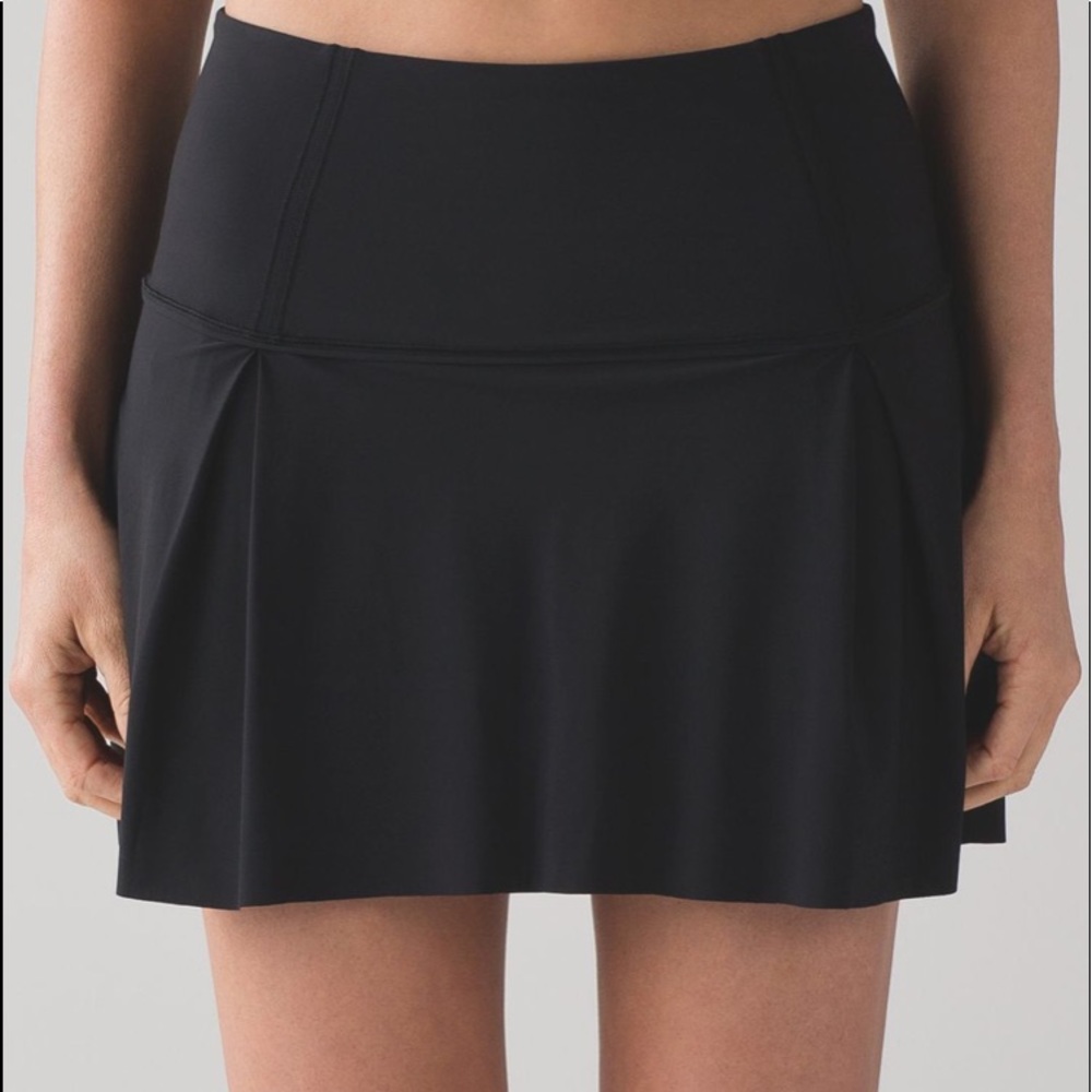 Lululemon “lost in pace” skirt